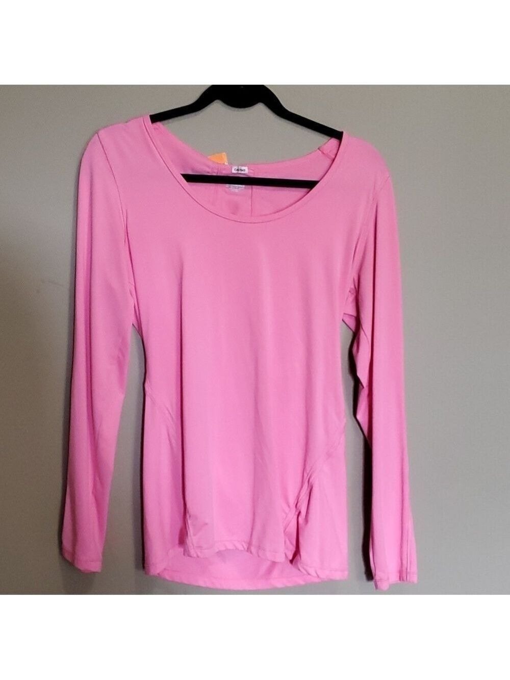 Hind long sleeve Pink Long Sleeve top size medium